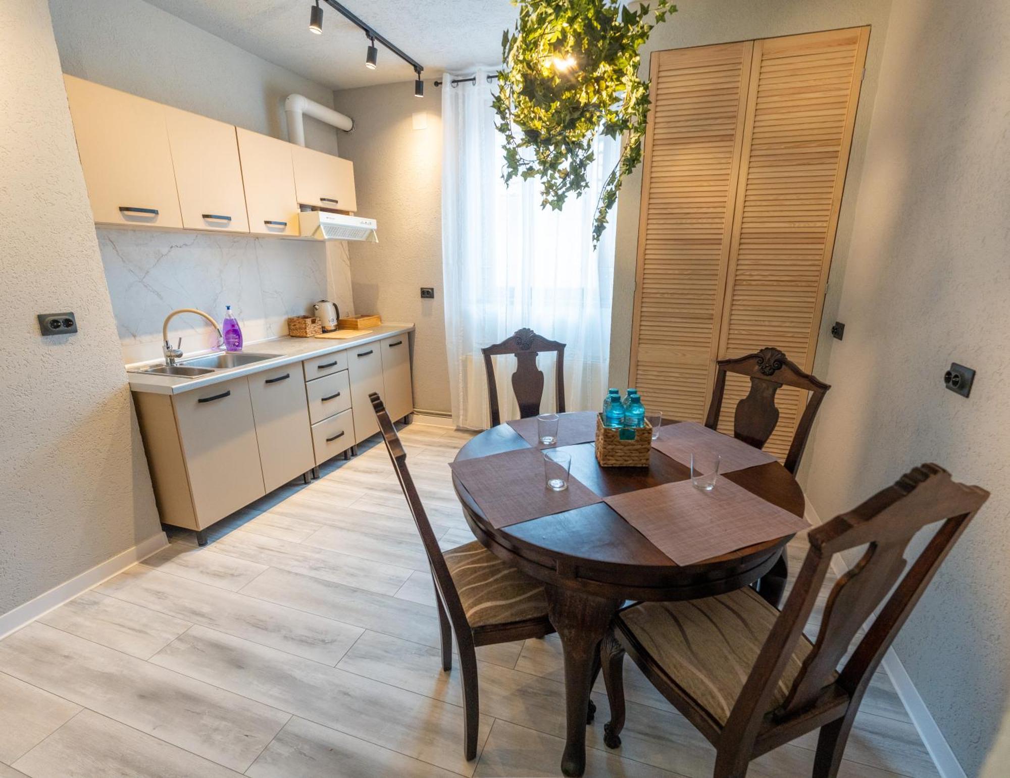 Barrique Apartament Брашов Екстер'єр фото